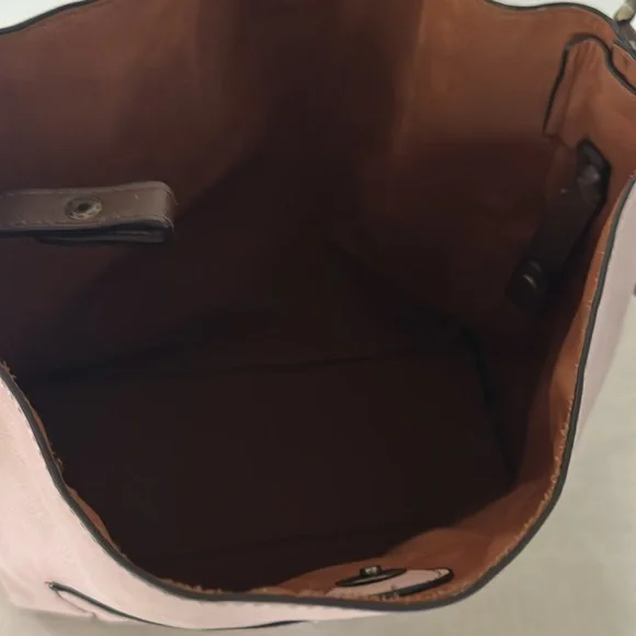 Handle Hobo pink slouch bag in vegan leather with adjustable strap - Picture 5 of 8